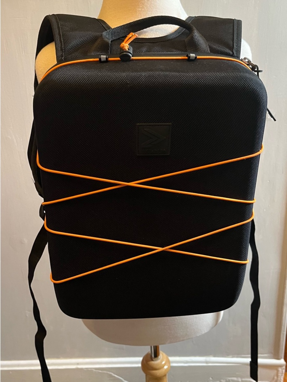 IAMRUNBOX Waterproof Anti Theft Laptop Backpack Ergonomic Modular Design Unisex